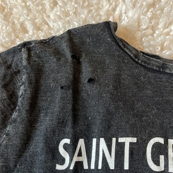 Bundle 2 for $15 😀 Forever 21 T-shirt - Picture 8 of 8